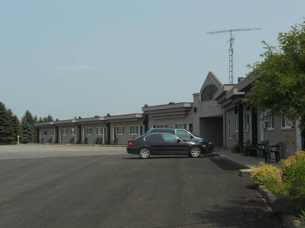 Motel Normandie Louiseville Kültér fotó